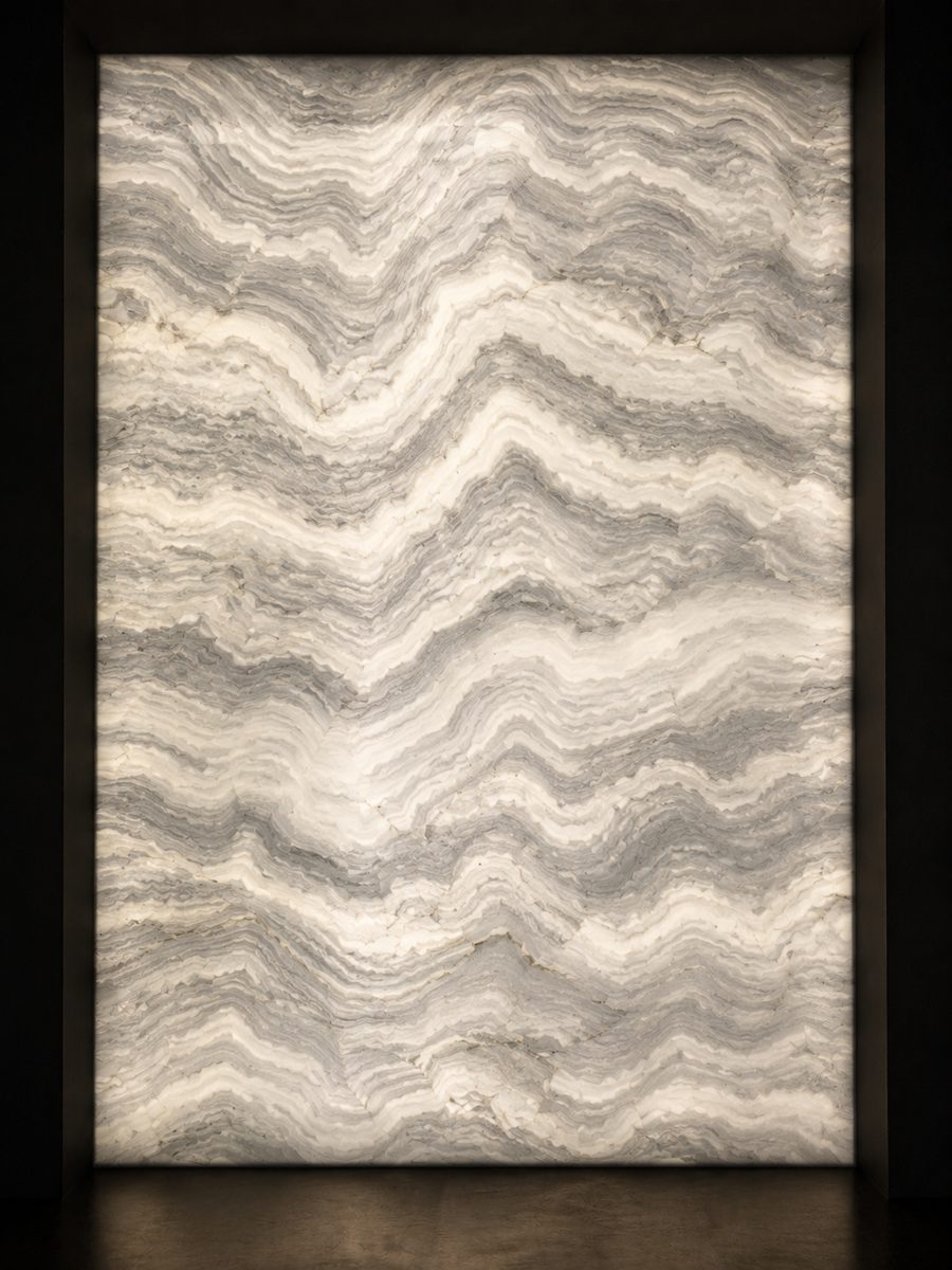 Ondagata in museum light